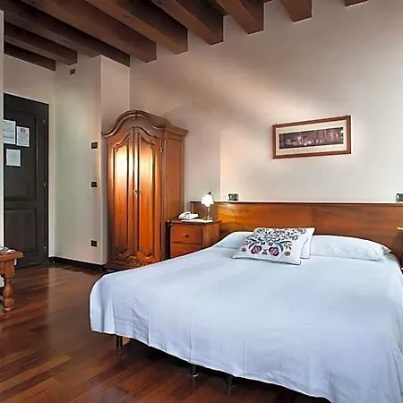 Al Castello 3* Бассано-дель-Граппа
