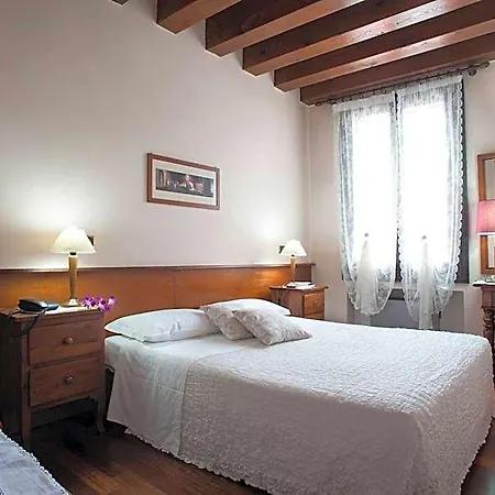 Al Castello 3*