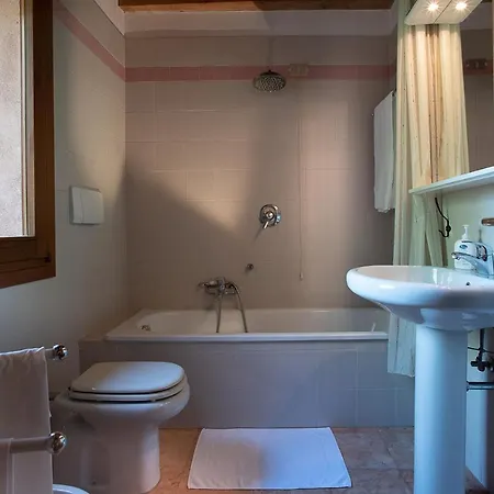 Al Castello Hotel 3*