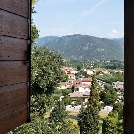 Отель Al Castello Бассано-дель-Граппа